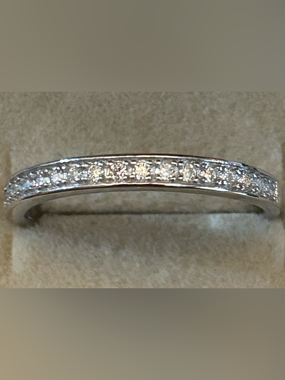 1.00CTW Sparkling Moissanite 💎 Half Eternity Anniversary Unisex Band Ring